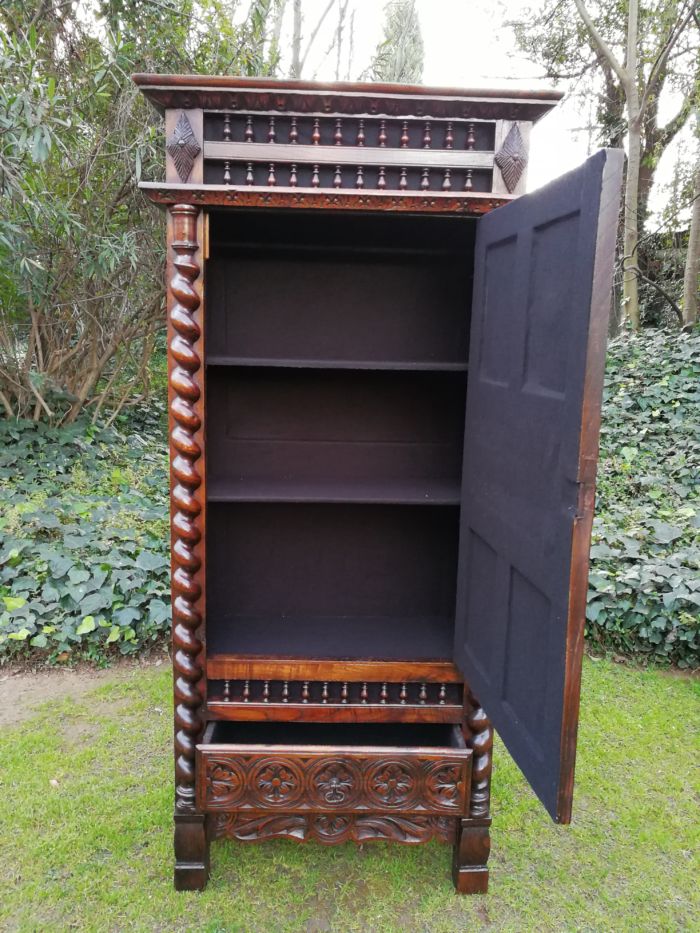 A French Cold Chiseled Carved Cabinet / Drinks Cabinet With Black Baize. Circa 1940's - Image 6