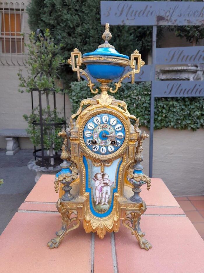 A 19th Century French  Gilt Metal And Porcelain Clock Garniture Set On Original Giltwood Bases And Original Key - Image 8