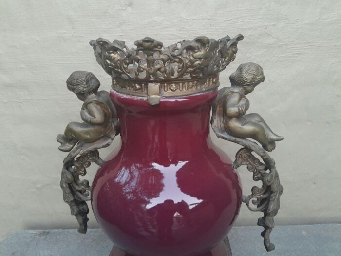 A Pair Of French Decorative Porcelain Cherub & Ormolu Urns - Image 7