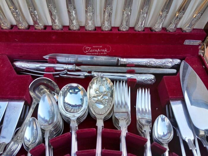 An Excellent And Complete Six Place EPNS Kings Pattern Cutlery Set In Original Oak Canteen (70 Pieces) ND - Image 5