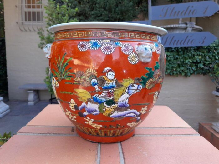 A 20th Century Chinese Porcelain Jardinière