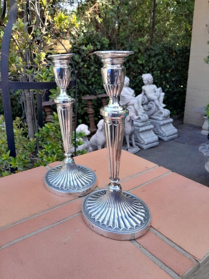 An Early 19th Century Pair of George III Old Sheffield Plated Candlesticks On Loaded Bases - Image 4