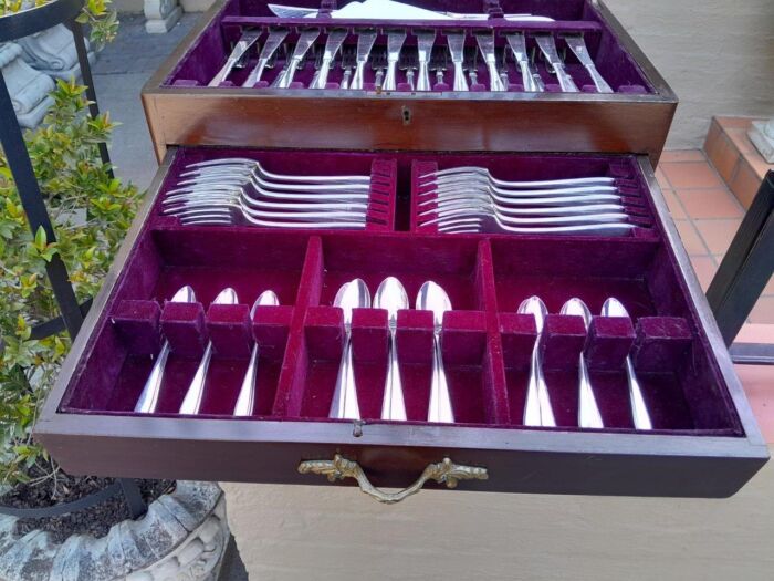 A Twelve Place Silver Plate E.P.N.S A1  Cutlery Set by Angora in Canteen - Image 6