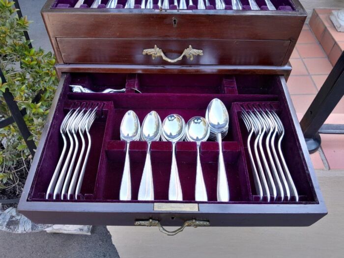 A Twelve Place Silver Plate E.P.N.S A1  Cutlery Set by Angora in Canteen - Image 8