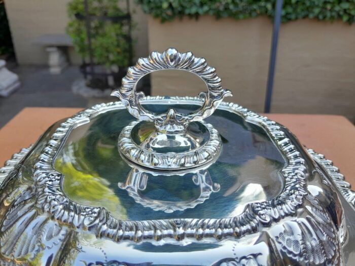 A 19th Century English Silver-Plated  Entrée Dish With Cover - Image 5