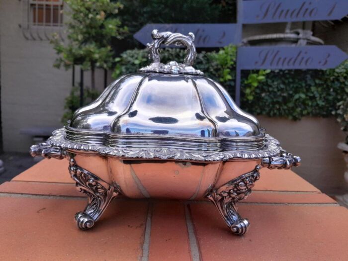 A 20th Century Electroplate Tureen With Cover On Feet Dimensions 30cm Including Handles