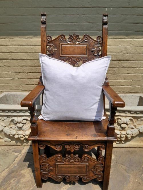 An English White Linen Cushion