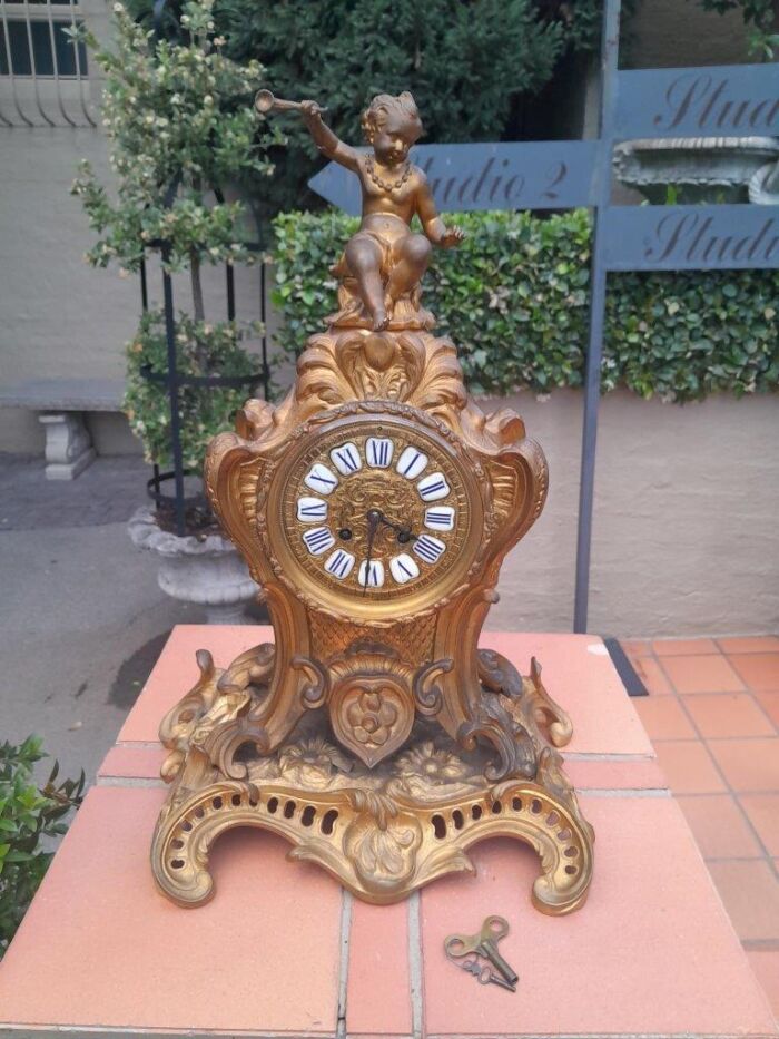 A 19th / 20th Century French Gilt Metal and Bronze Clock - Image 2