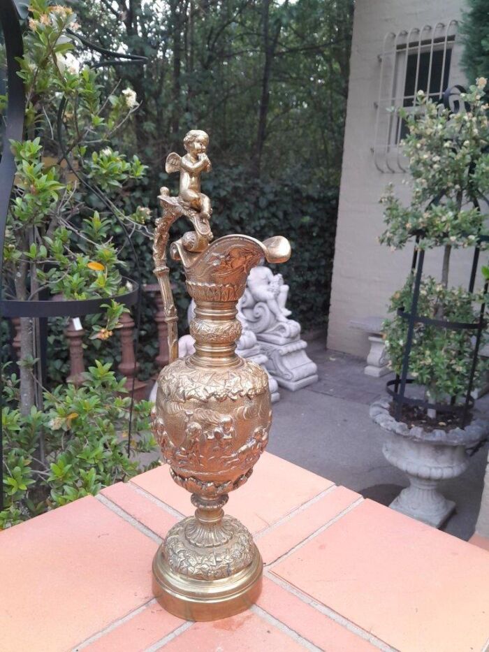 A Bronze Urn with Cherub - Image 2