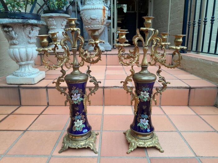 An Early 20th Century (Circa 1911) French Rococo Style Clock Garniture Set With Gilt Metal Mounts. Clock has key and pendulum.  - Image 6