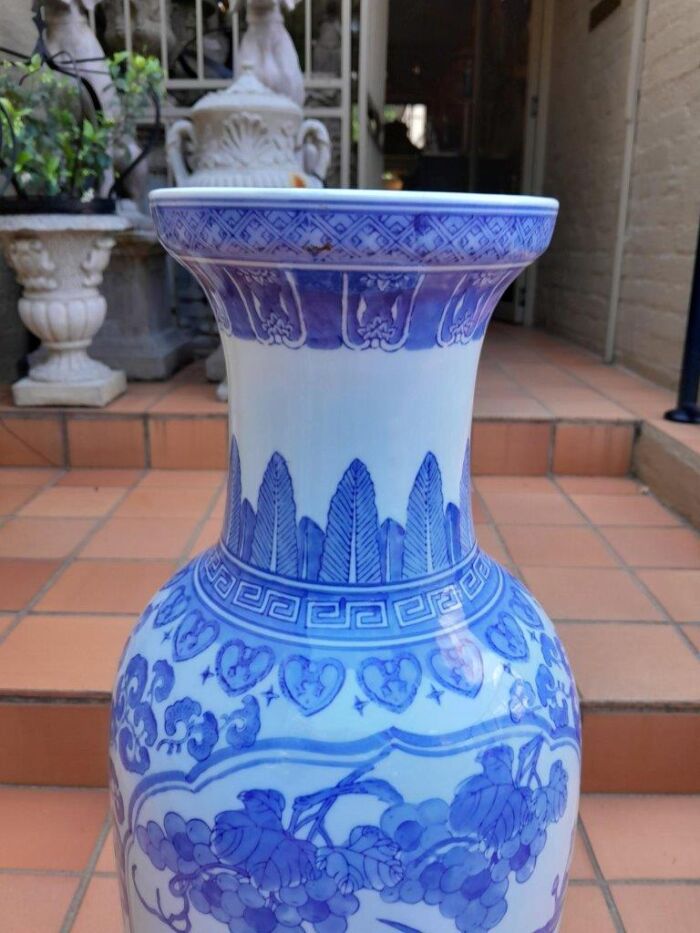 A 20th Century Chinese Blue / White Vase  - Image 4