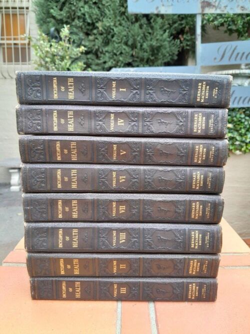 A 20th Century  /  Circa 1930s Full Set Of 8 Encyclopedia Of Health And Physical Culture With Gilt Lettering And With Coloured Illustrations