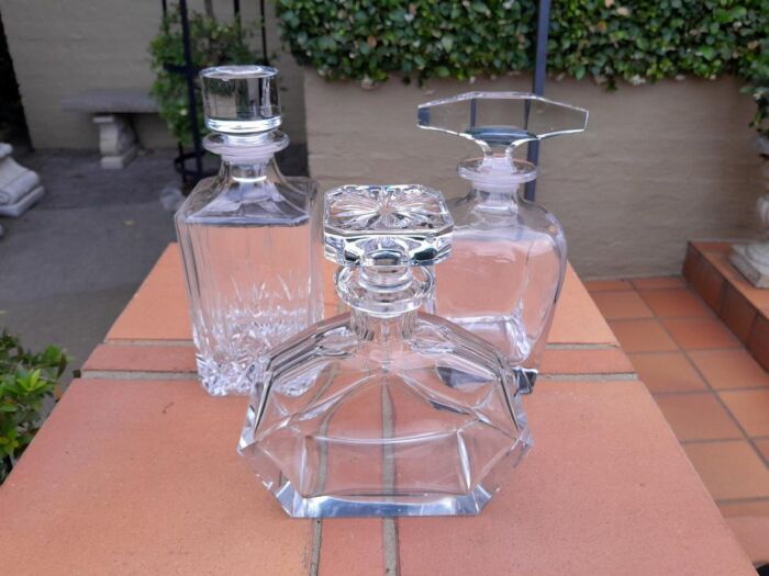 A 20th Century Set of Three Crystal Decanters - Image 2