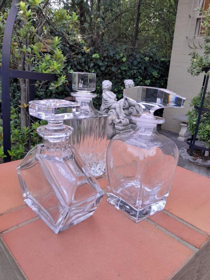 A 20th Century Set of Three Crystal Decanters - Image 3