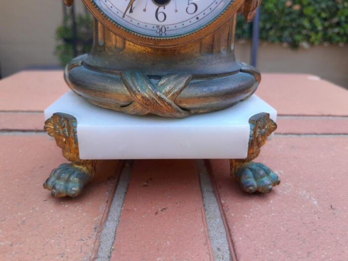 An Antique19th Century French Gilt Bronze Clock with Enamel Dial - Image 4