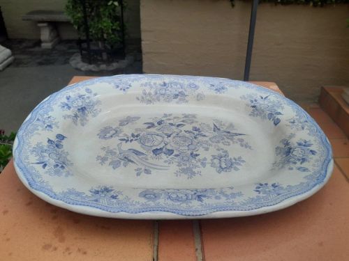 An Antique Blue and White Flower Pattern Porcelain Platter