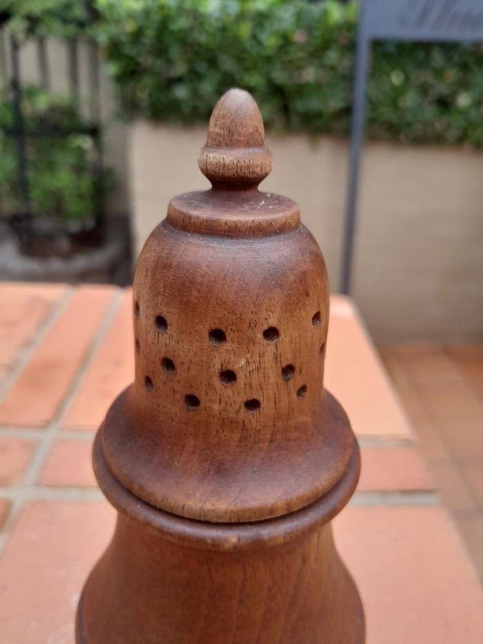 A Wooden Sugar Castor - Image 4