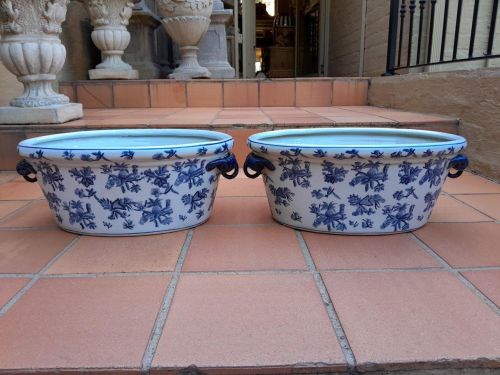 A Pair Ofr Blue / Off White Planters