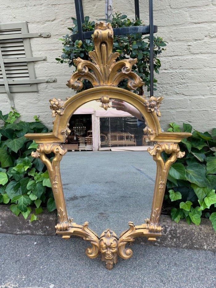 Ornately carved and gilded mirror - Image 2