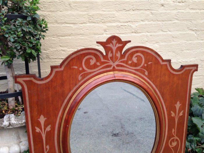 A Pair of Late Victorian Mahogany Framed Mirrors - Image 5