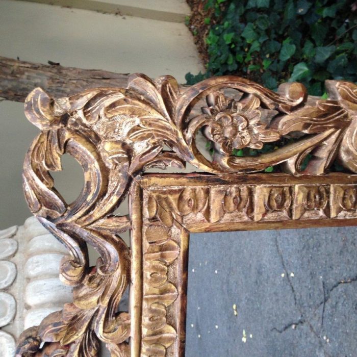 A Gilt Painted Wooden Mirror - Image 5