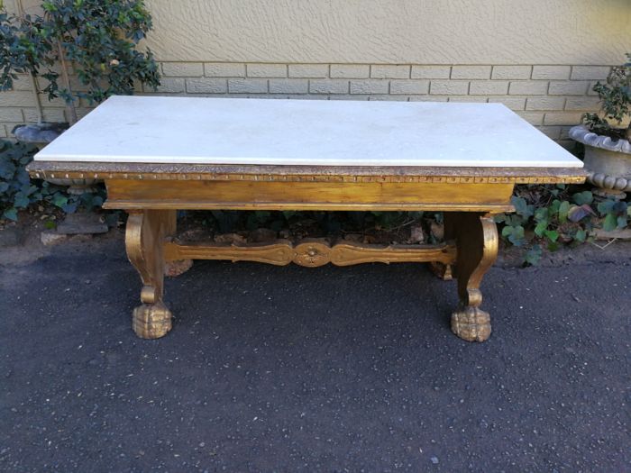 A 20TH Century Ornately Carved And Hand- Gilded Wooden Entrance Hall / Refectory / Dining Table with Marble Top (6-8 Seater) - Image 3