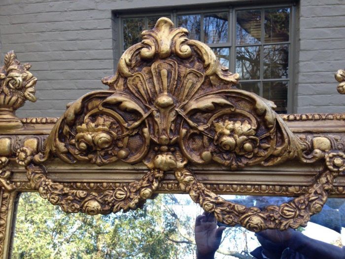 An Ornate Carved Painted Mirror - Image 5