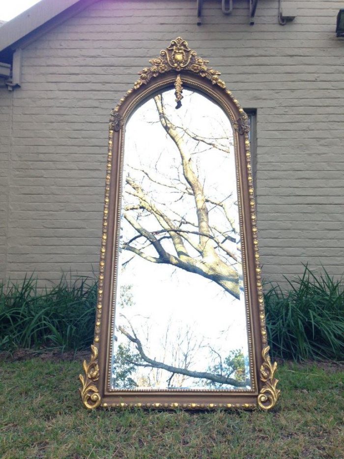 An Ornate Carved Arched Bevelled Mirror - Image 2