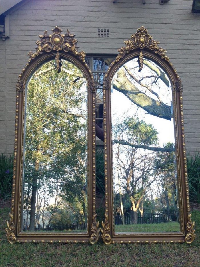 An Ornate Carved Arched Bevelled Mirror - Image 7