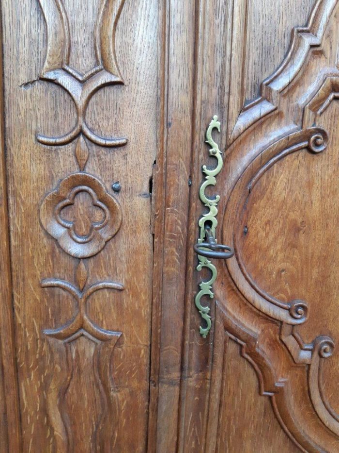 French Oak Port Armoire from La Rochelle France - Circa Early 19th century  - Image 5