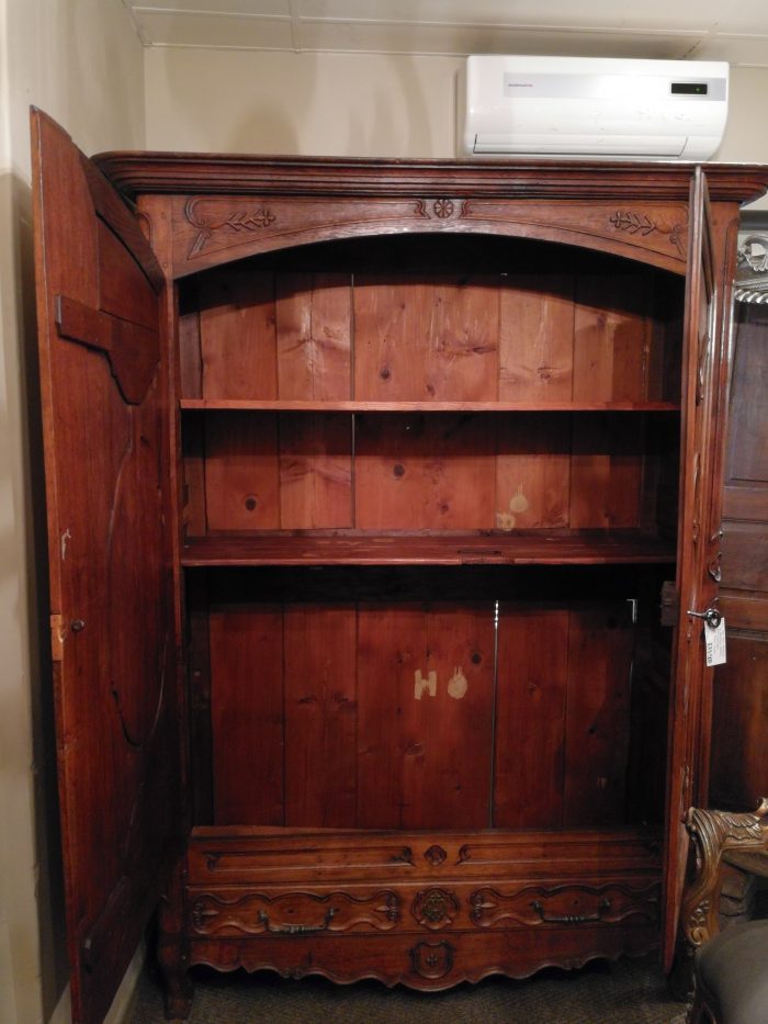 French Oak Port Armoire from La Rochelle France - Circa Early 19th century  - Image 9