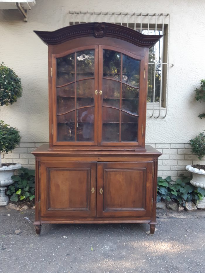 antiques-furniture