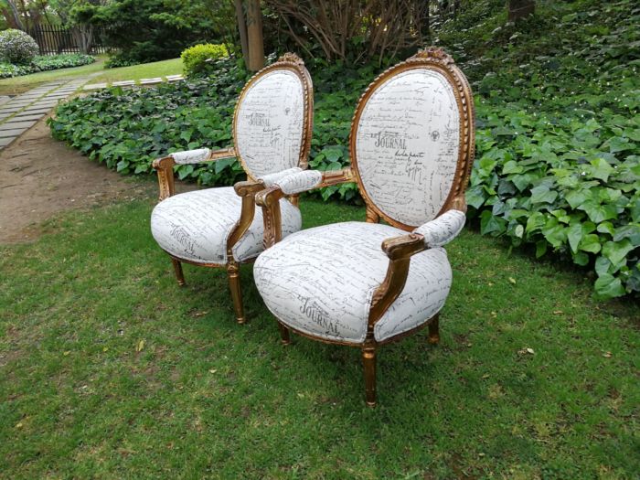 A Pair of French Style Carved and Gilded Armchairs Upholstered in a Custom-made Script on Linen Fabric for The Crown Collection - Image 3