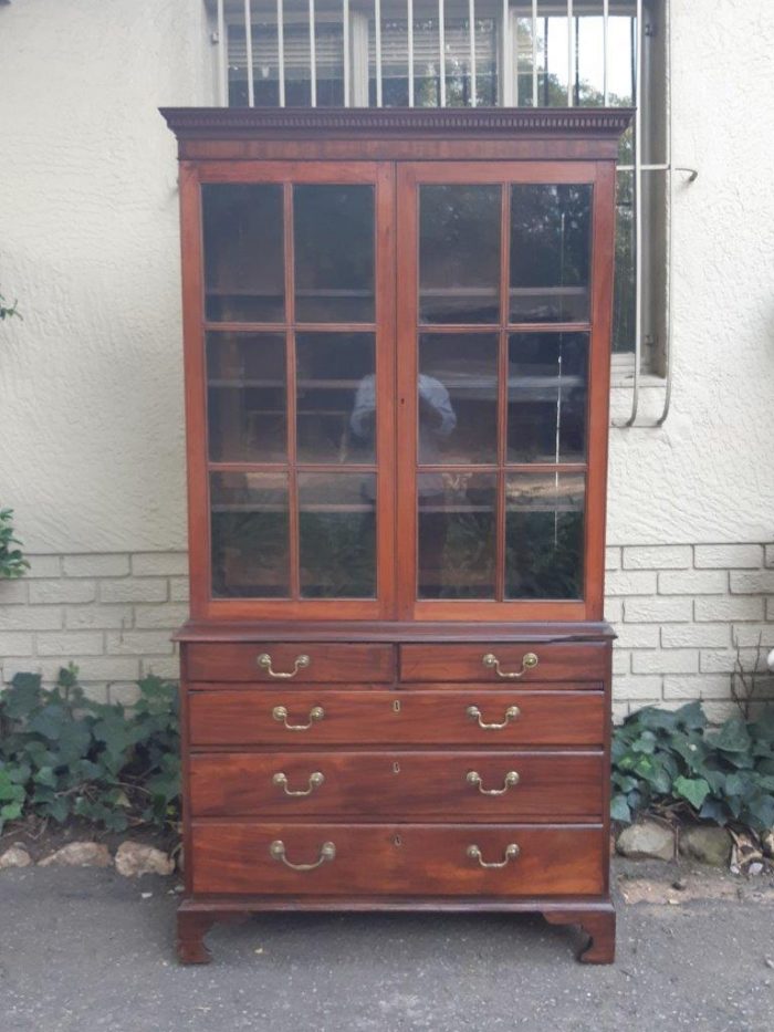 Display Bookcase On Chest Of Drawers