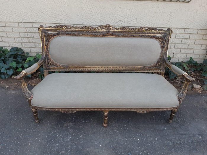 French Style Gilded Settee - Image 3