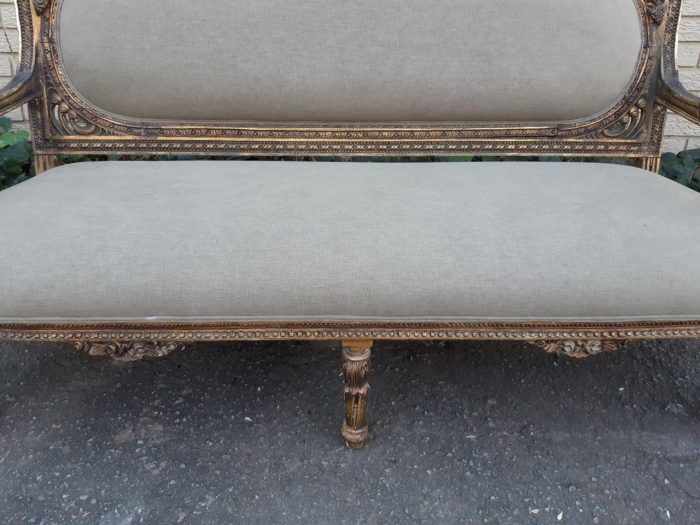 French Style Gilded Settee - Image 7