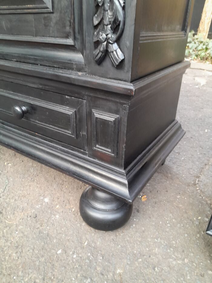 A Mid 20th Century Near Pair of Dutch Oak Kussenkasts On Bun Feet In a Contemporary Ebonised Finish (Useful for TV or storing Bedroom Pillows, Duvets, Towels etc) - Image 11