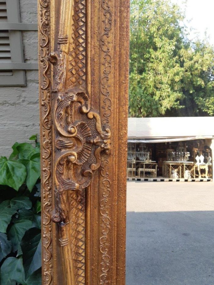 Large gilt-painted bevelled mirror - Image 8