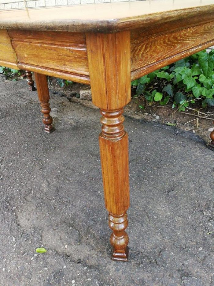 Edwardian Oak Dining Table (10 Seater) - Image 9