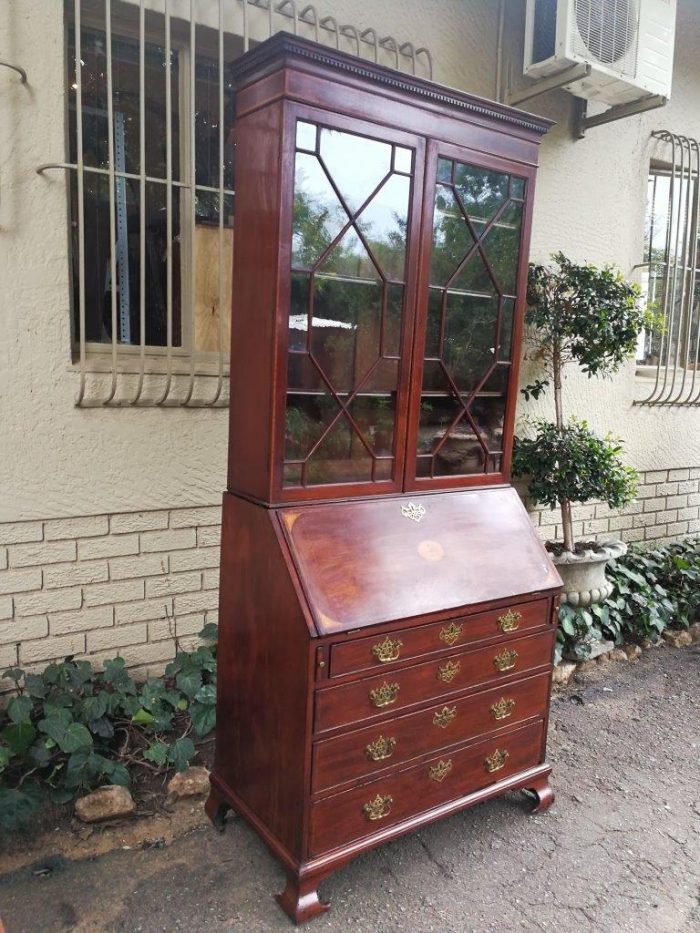 Edwardian Cubin Mahogany Secretaire With Inlaid Marquetry On Shaped Bracket Feet - Image 3