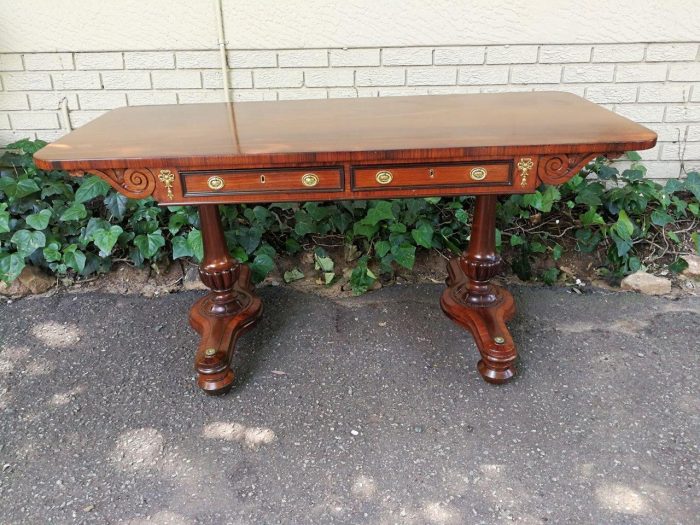 A Regency Rosewood Sofa Table With Brass Castors - Image 2