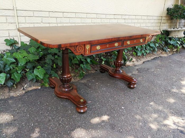 A Regency Rosewood Sofa Table With Brass Castors - Image 4