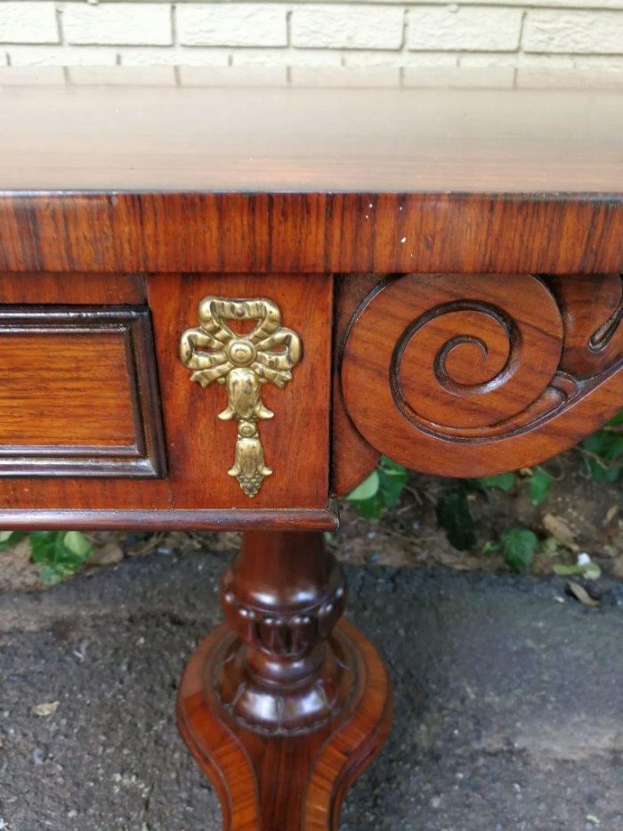 A Regency Rosewood Sofa Table With Brass Castors - Image 8