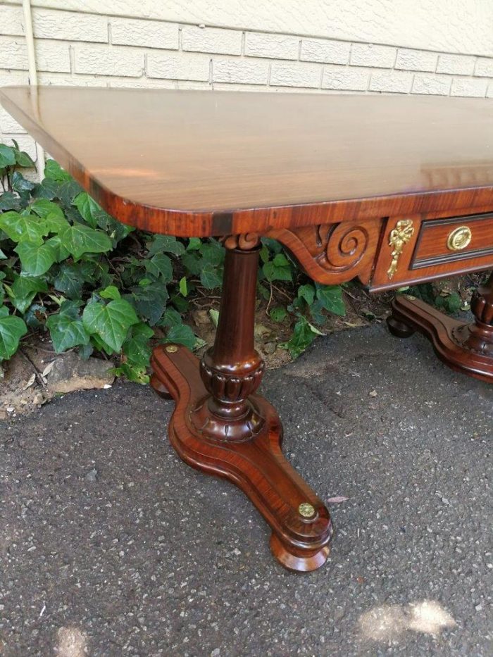 A Regency Rosewood Sofa Table With Brass Castors - Image 10