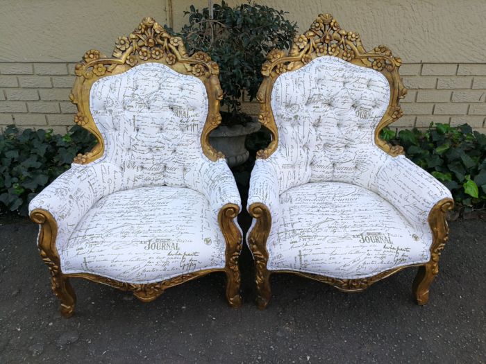 A Pair Of French Baroque Ornately Carved Gilded Arm Chairs Upholstered in an Exclusive and Custom-made Hand Printed Imported Linen for The Crown Collection - Image 3