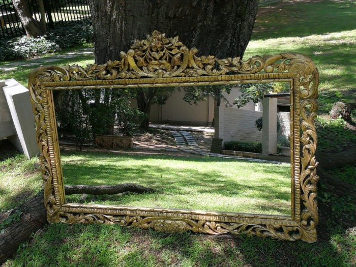 Ornately Carved Gilded Mirror - Image 3