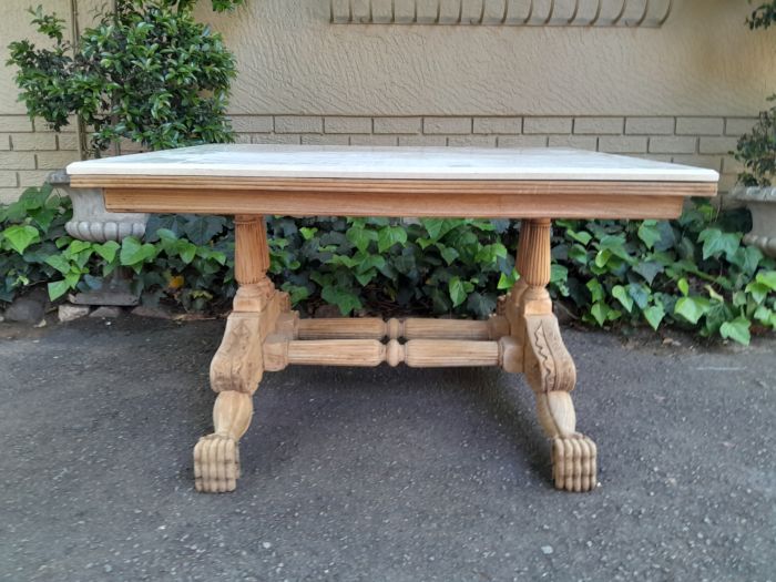 A 19th Century Walnut Heavily Carved and Bleached Table With Cream Marble Top (6–8-Seater)