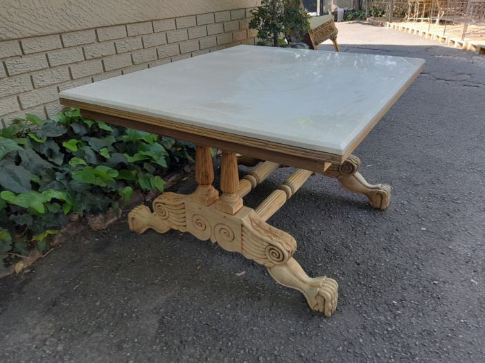 A 19th Century Walnut Heavily Carved and Bleached Table With Cream Marble Top (6–8-Seater) - Image 6