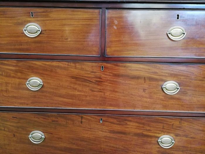 A Victorian mahogany linen press - Image 10