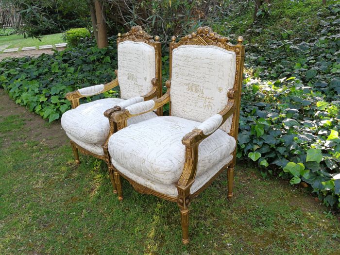 Pair of 19th Century style gilded and carved armchairs - Image 3